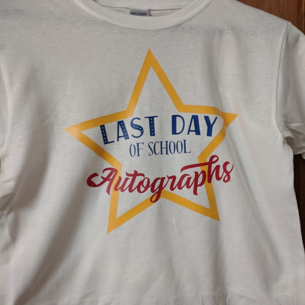 Custom last day of school autograph shirt